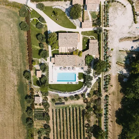 Nike Country Retreat - 6 Country house Controguerra