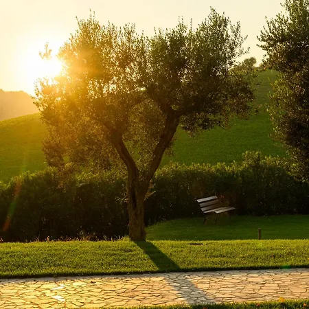 Nike Country Retreat - Rifugio Di Campagna * Controguerra