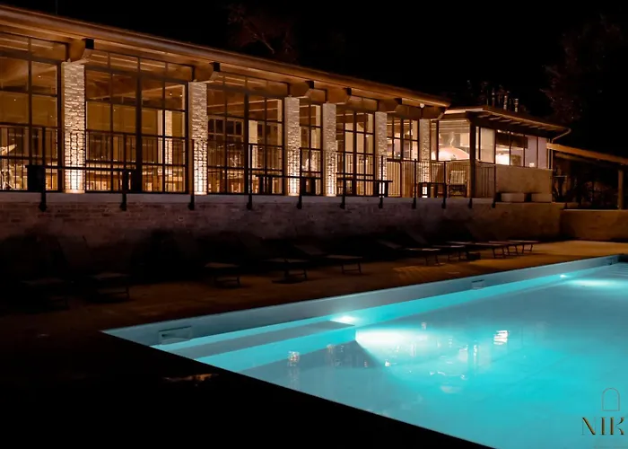 Nike Country Retreat - 6 * Controguerra